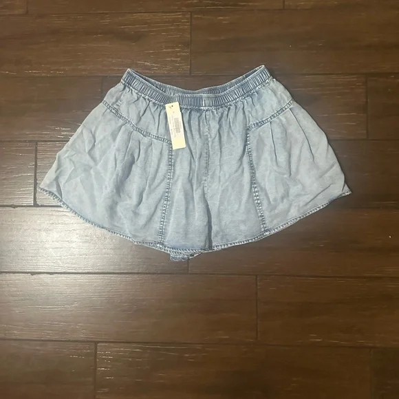 Light Blue Denim Shorts skirts light denim flowy and comfortable skort - Picture 4 of 4